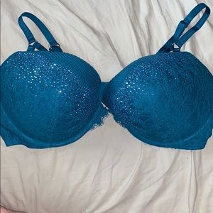 Victoria’s Secret very sexy push-up, 38 DD